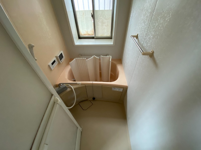 バス・シャワールーム　※同間取りのB棟のお写真です