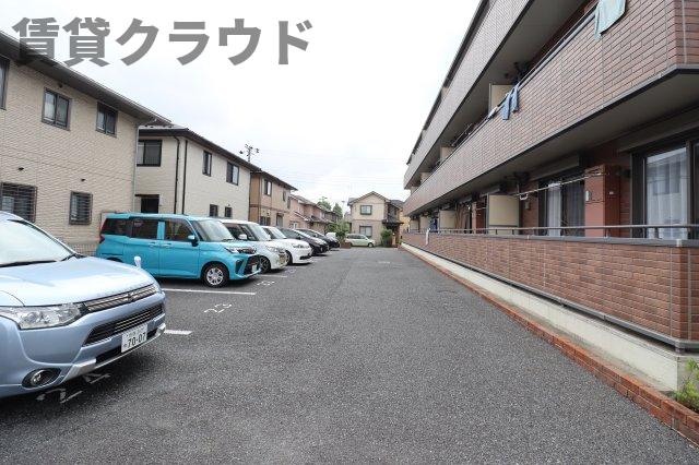 駐車場　駐車場があります