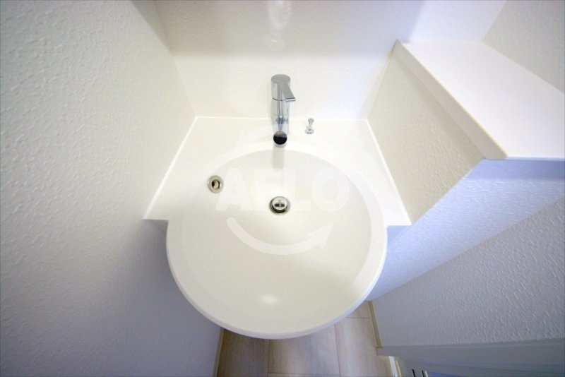 洗面設備　エスリード中之島SOUTH　お洒落なボール型洗面台