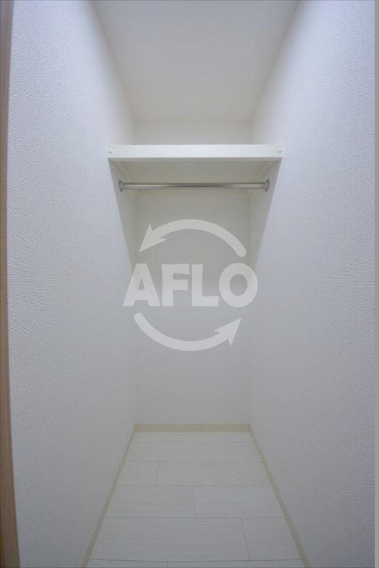 収納　エスリード中之島SOUTH　ウォークインクローゼット