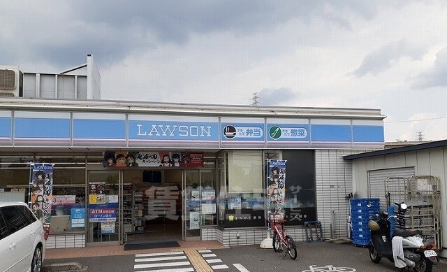 コンビニ　ローソン　摂津鳥飼上二丁目店（コンビニ）まで384m