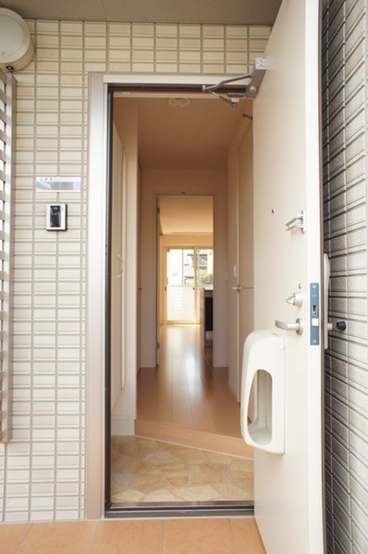 玄関　図面と現状に相違がある場合には現状を優先