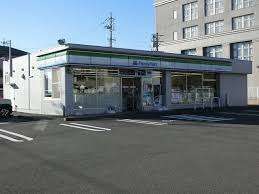 コンビニ　ファミリーマート清水富士見町店（コンビニ）まで501m