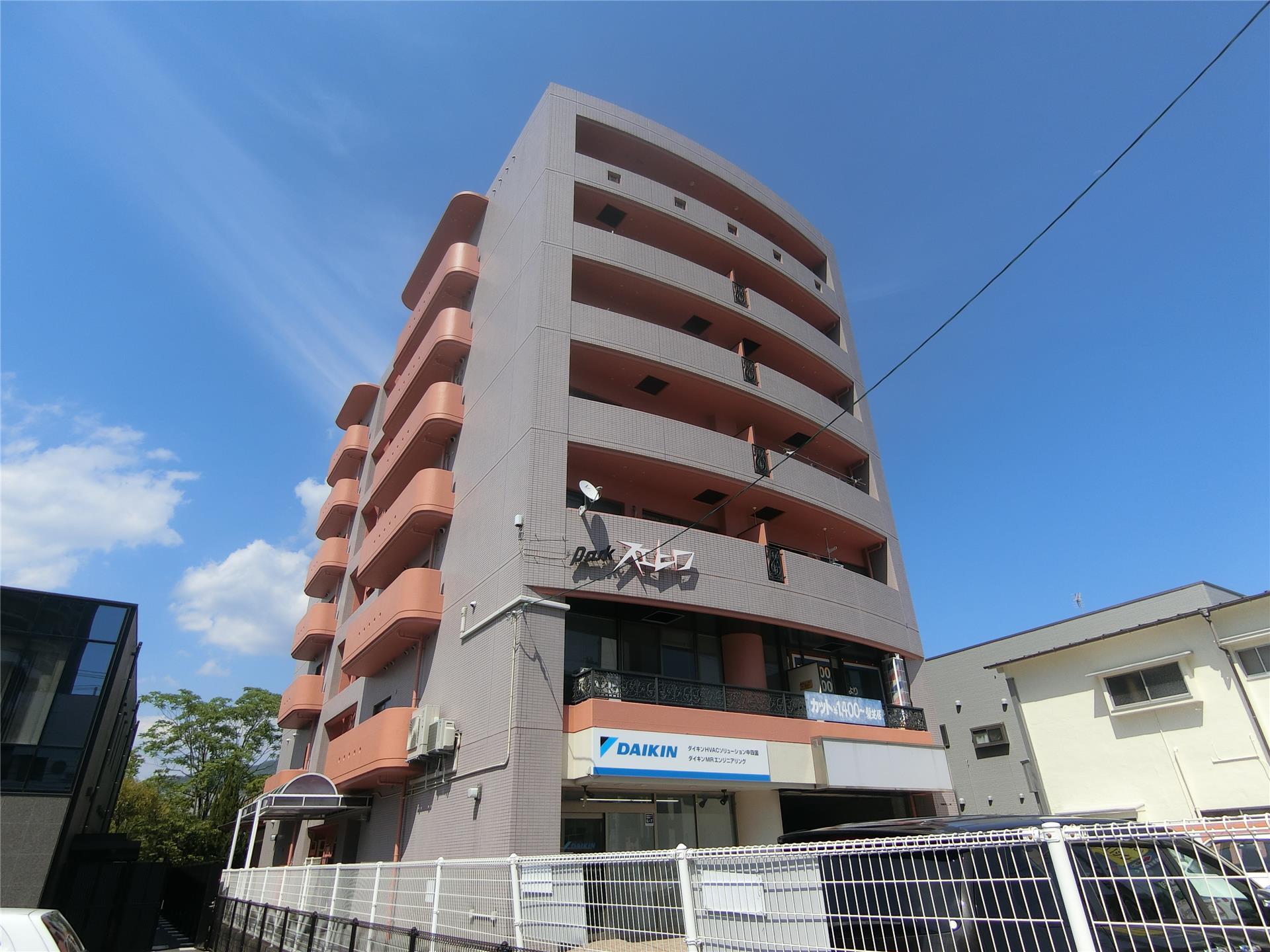 建物外観　1990年築　パークスエヒロ