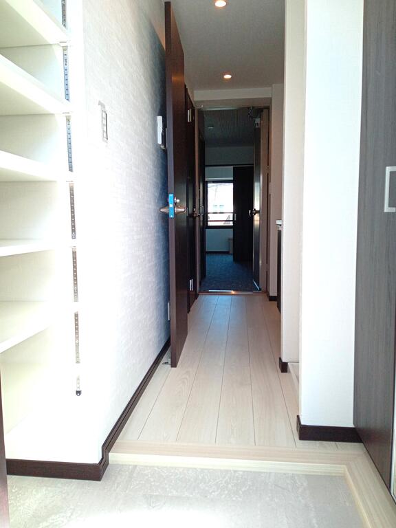 居室・リビング　ウォークインクローゼット付ゆとり感のある２K間取り設計