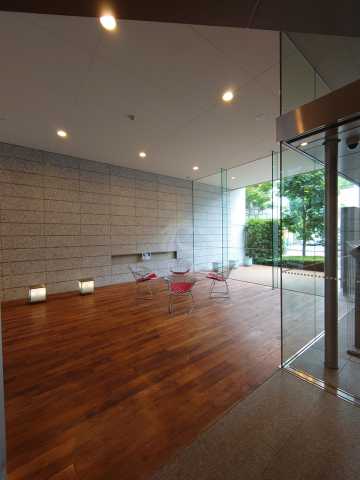 ロビー　代官山ＢＬＥＳＳ