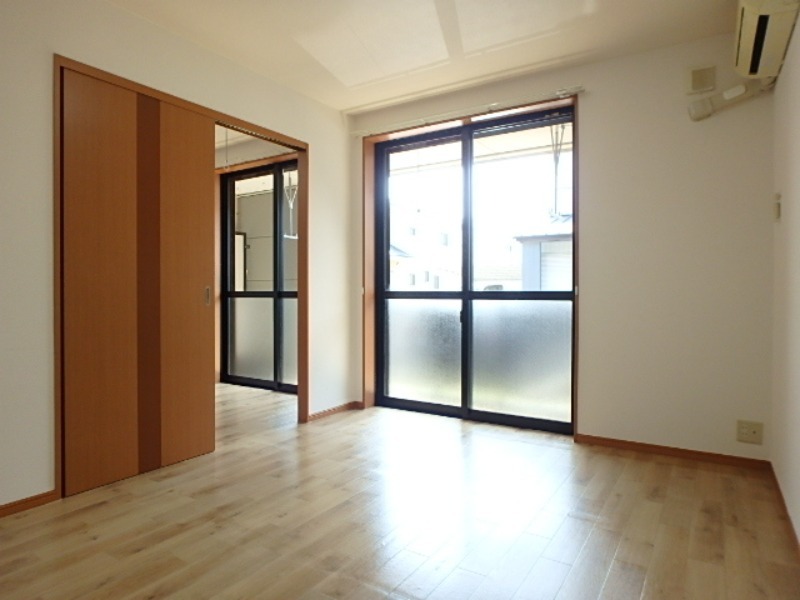 居室・リビング　図面と現状に相違がある場合には現状を優先