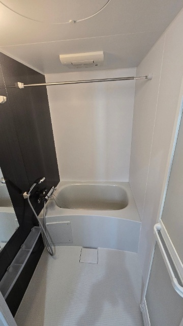 バス・シャワールーム　おしゃれバス