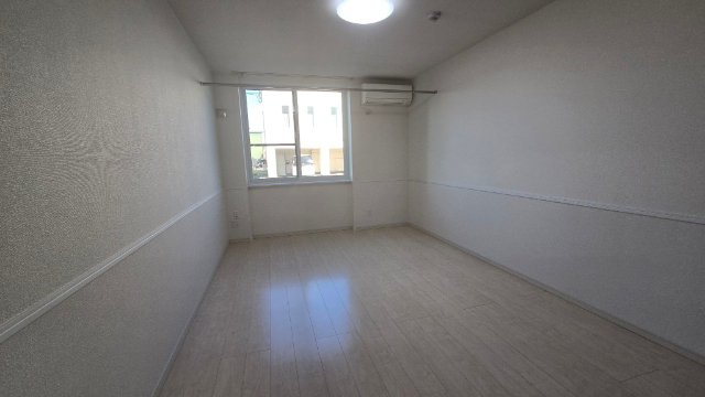 居室・リビング　広々洋室