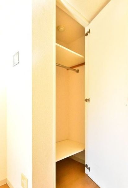 収納　★ハンガーラック付き収納★