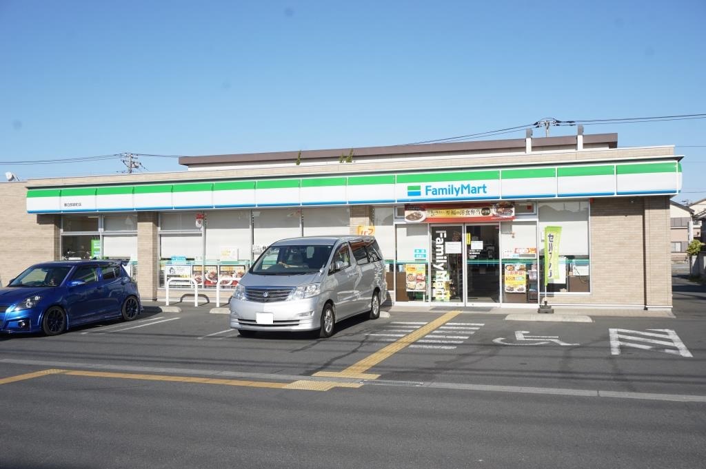 コンビニ　ファミリーマート 春日部緑町店（コンビニ）まで616m