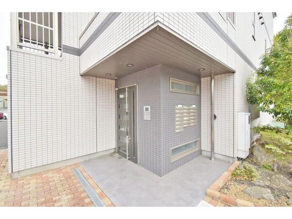 エントランス　エントランス部分