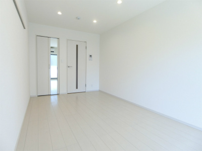 居室・リビング　【女性のお一人暮らしでも安心のセキュリティ♪】住環境良好！