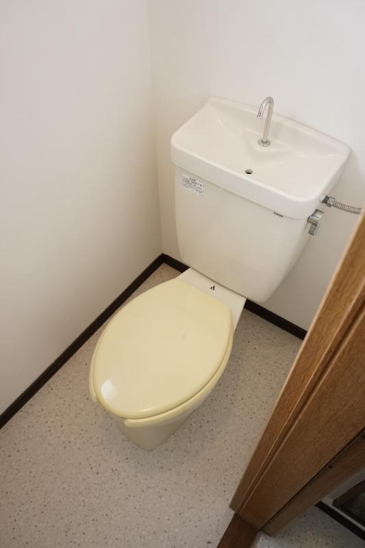 トイレ　トイレ