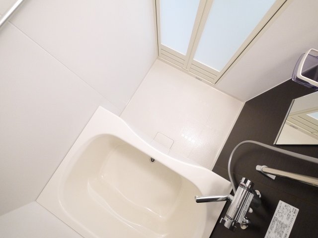 バス・シャワールーム　お風呂です