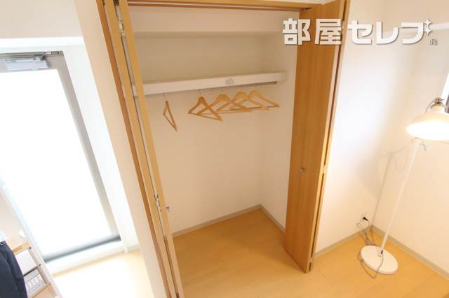 収納　３０１号室の写真になります。