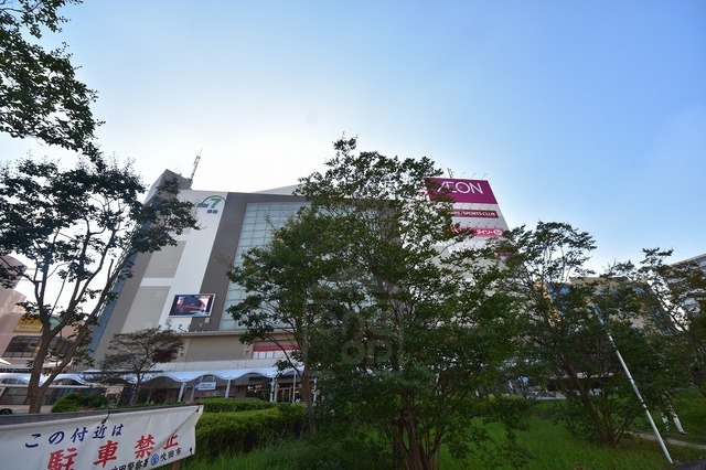 スーパー　イオン　北千里店（スーパー）まで709m