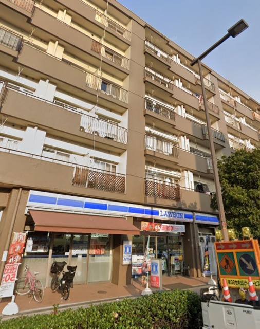 コンビニ　ローソン東住吉湯里二丁目店（コンビニ）まで306m