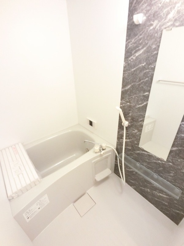 バス・シャワールーム　図面と現状に相違がある場合には現状を優先