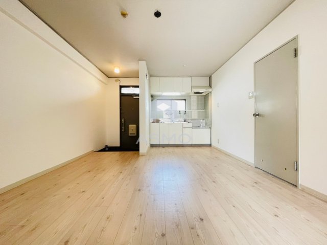 居室・リビング　※同物件　別間取り　参考写真