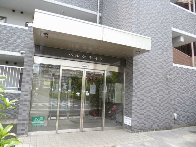 エントランス　綺麗なエントランスです。