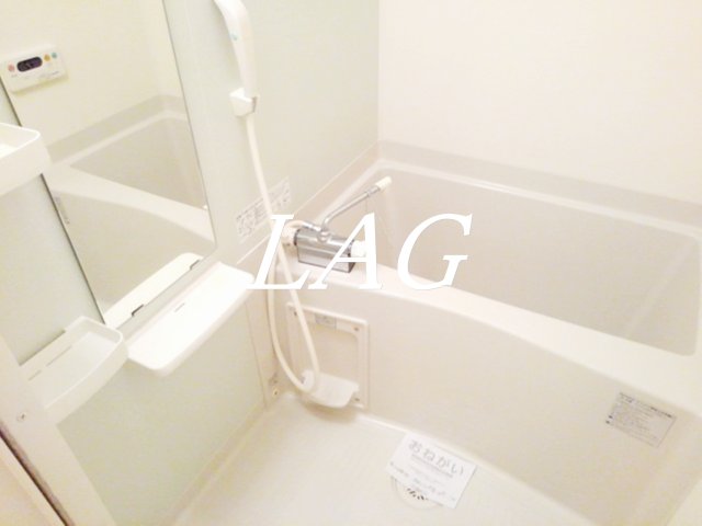 バス・シャワールーム　お風呂です。