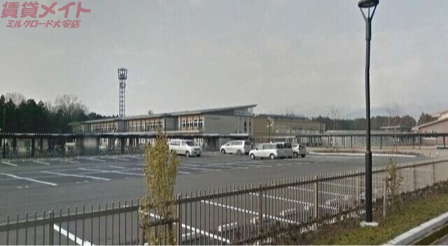 中学校　いなべ市立大安中学校（中学校）まで1474m