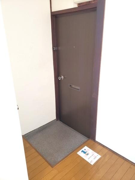 玄関　★玄関から見たお部屋★