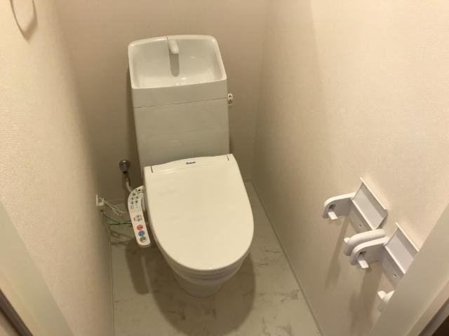 トイレ　シャワー付トイレ