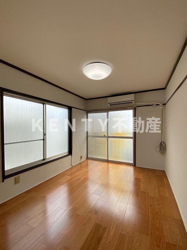 その他部屋・スペース　広くて明るい寝室