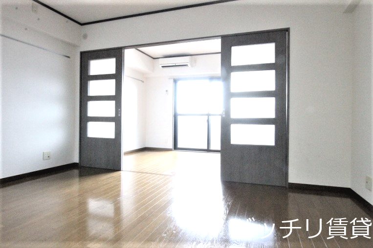 居室・リビング　画像は別号室タイプの為、現状を優先致します。