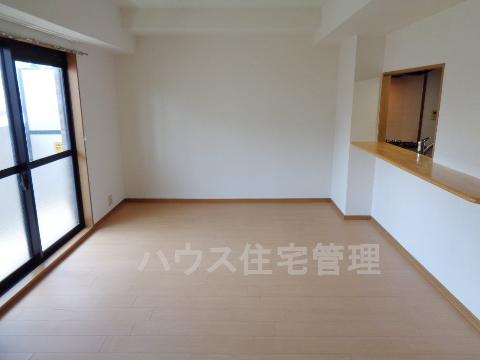 居室・リビング　リビング