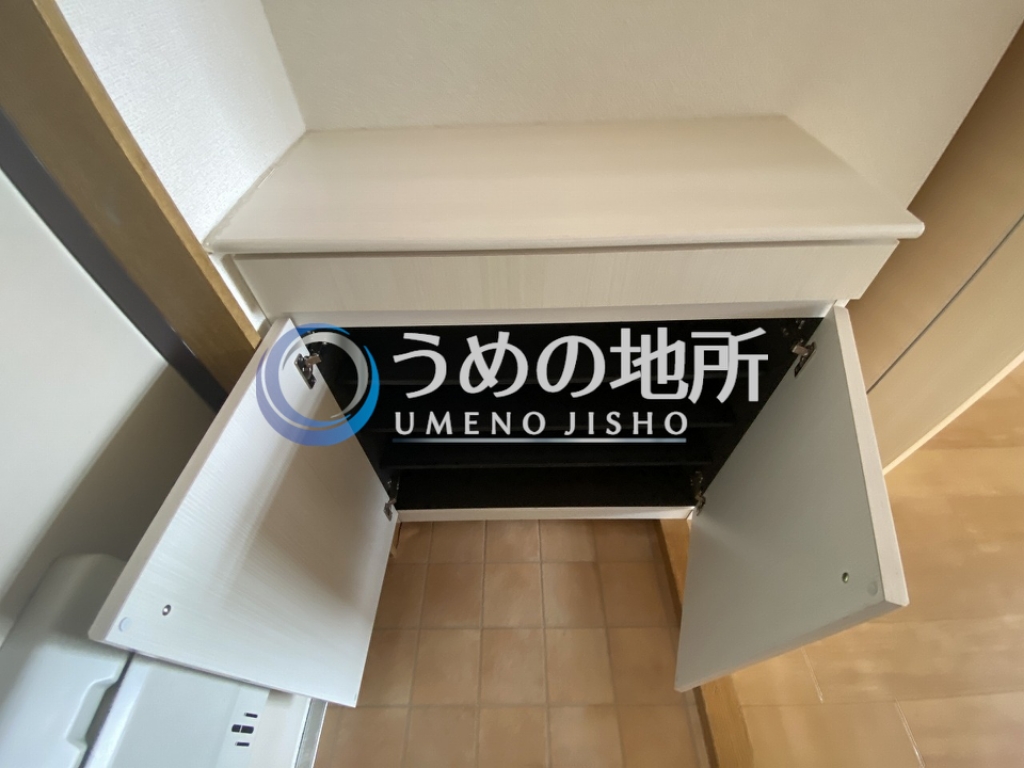 収納　靴箱