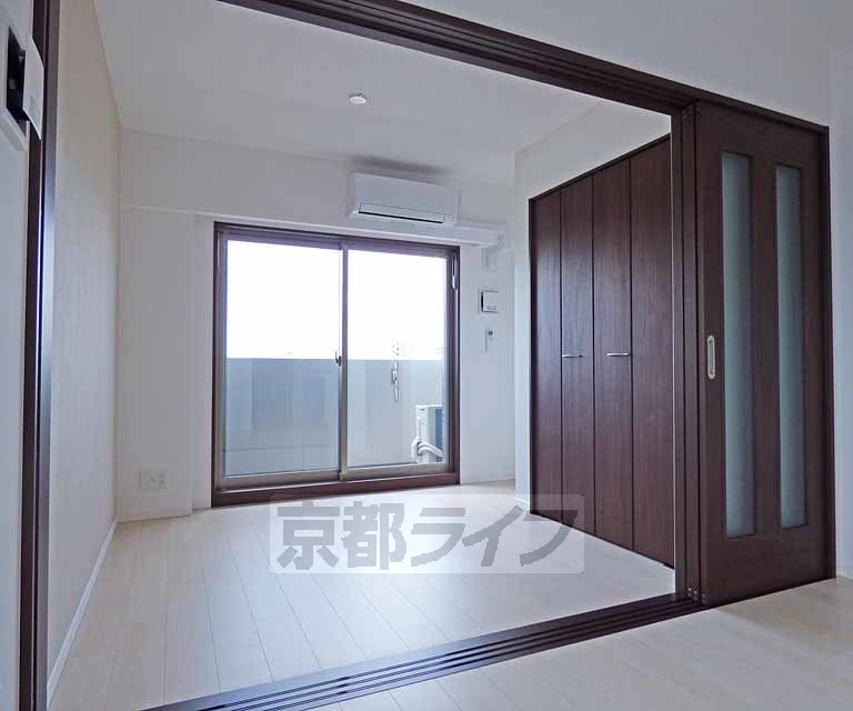 居室・リビング　綺麗なお部屋です。