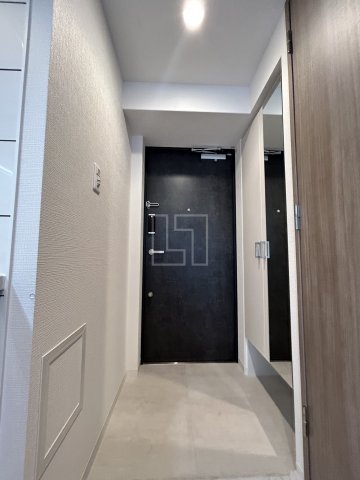 玄関　エスリード阿波座プライムコート　玄関スペース