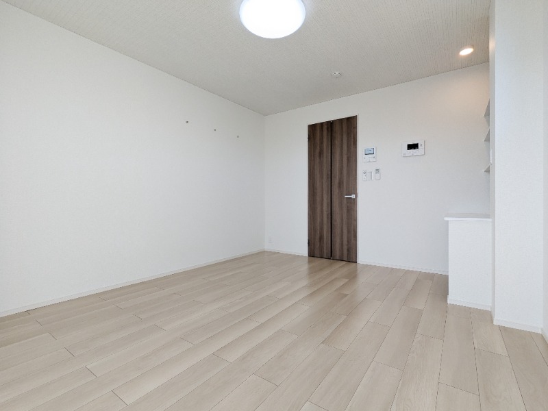 居室・リビング　図面と現状に相違がある場合には現状を優先