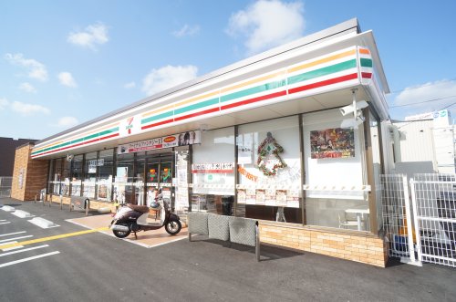 コンビニ　セブンイレブン　山本東３丁目店（コンビニ）まで350m