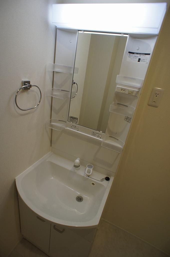洗面設備　洗面所です