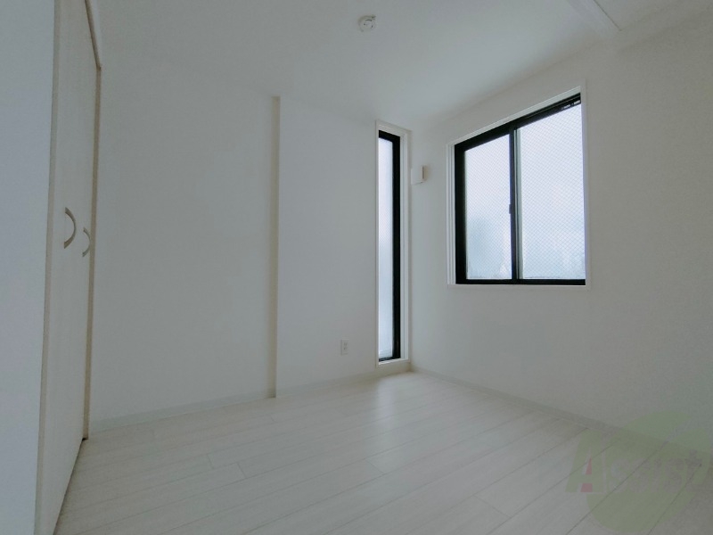 その他部屋・スペース　日当たりが良くて心地よく過ごせそうなお部屋です。