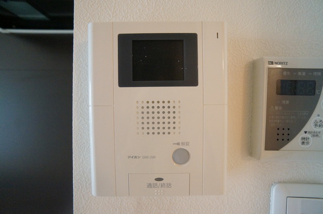 その他　ＴＶモニタ付インターホン完備で突然の来訪者が来ても安心◎
