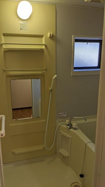 バス・シャワールーム