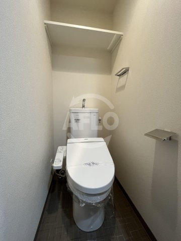 トイレ　プレサンスOSAKA DOMECITY ワンダー　温水洗浄便