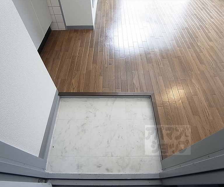 玄関　フラットな玄関