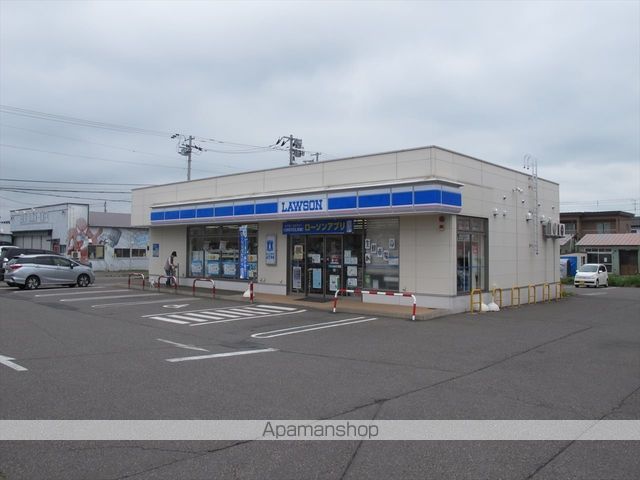 コンビニ　ローソン（コンビニ）まで421m