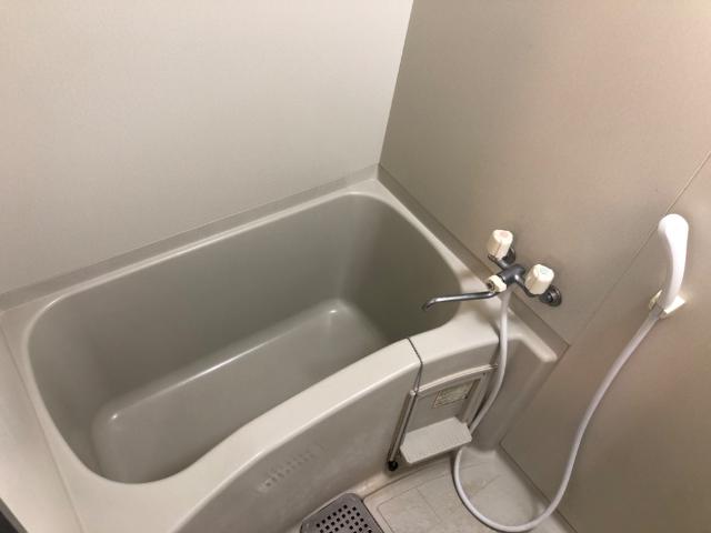 バス・シャワールーム　バス（イメージ）