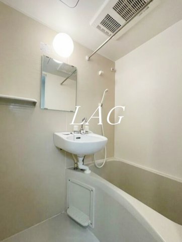 バス・シャワールーム　お風呂です。