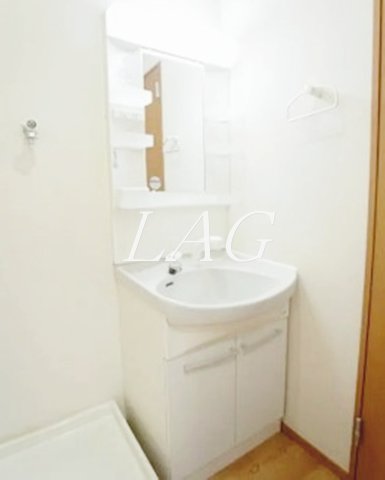 洗面設備　独立洗面台です。