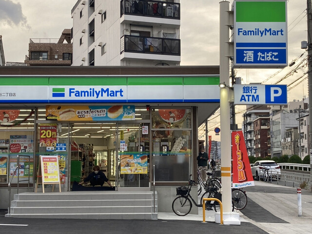 コンビニ　ファミリーマート 桃谷二丁目店（コンビニ）まで395m