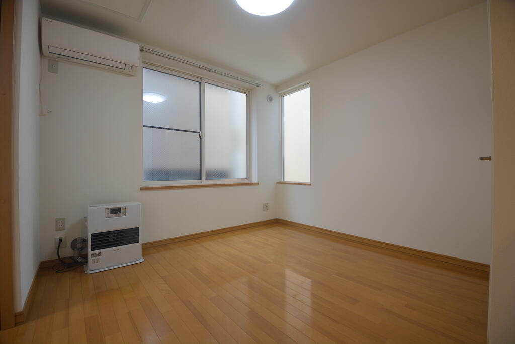 居室・リビング　南向きリビング★