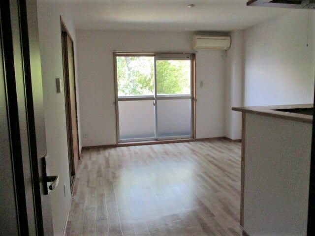 居室・リビング　※他部屋参照・現況優先